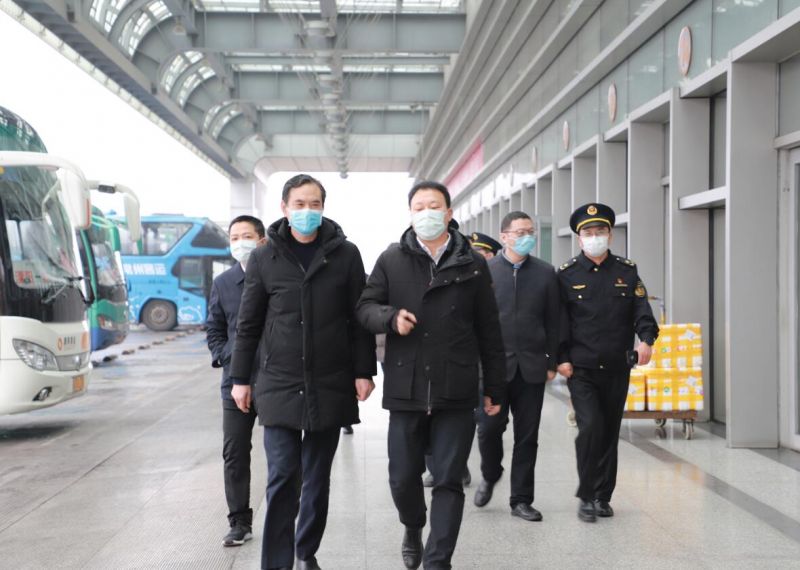 局領導至常州汽車站開展節(jié)前一線服務窗口走訪和安全、防疫督查
